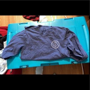 Long sleeve tee